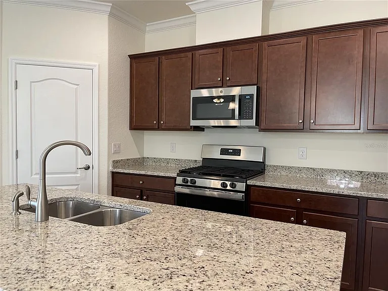 5127 Tobermory Way — Photo 27