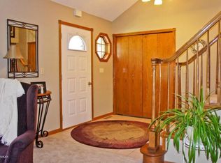 2602 Cobblestone Ct S, Fargo, ND 58103