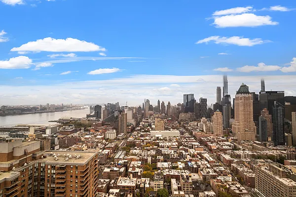 Rented by Christie's International Real Estate Group, LLC | media 7