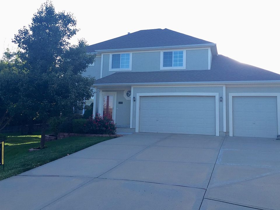 1st image of 7301 N Mersington Ave