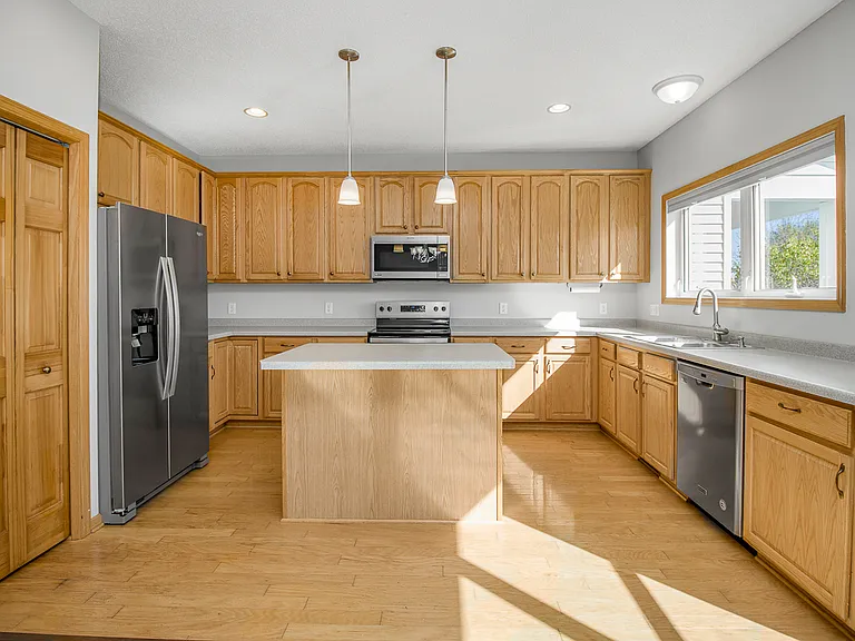 2434 Elianna Dr — Photo 6