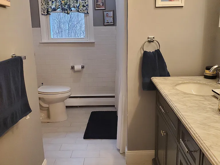 16 Aspinwall Rd — Photo 5