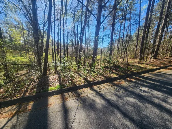 208 Bermuda Dr, Greenwood, SC 29649