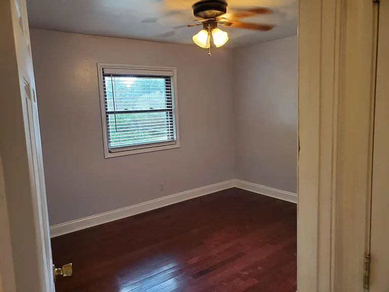 4825 Gettysburg Rd — Photo 11