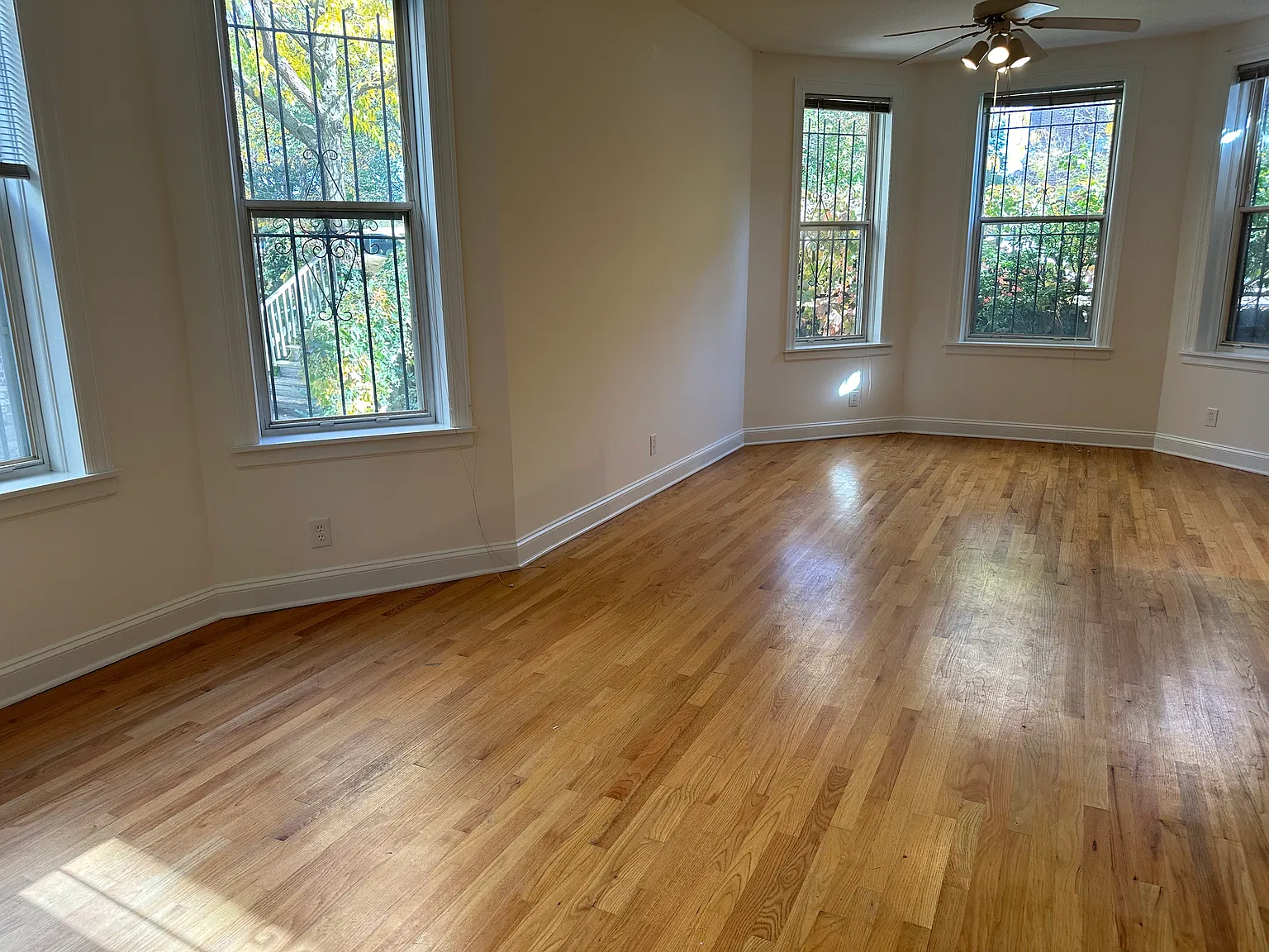 1 bed, 800 sqft, $1,945 — Photo 4