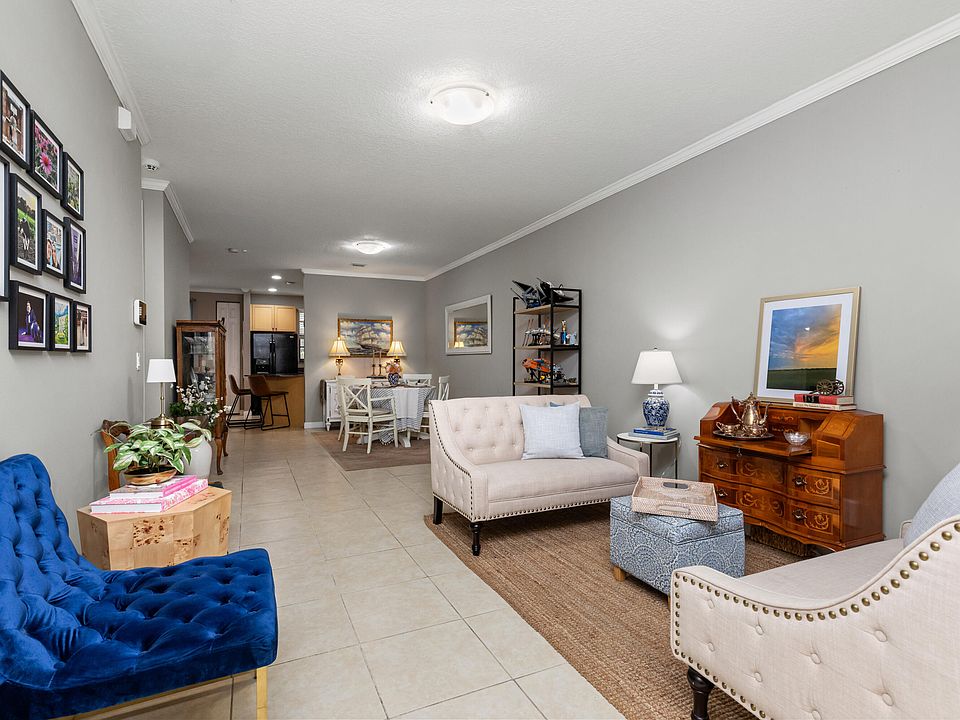 1st image of 138 E Astor Circle