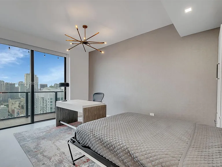 68 SE 6th St #3911 — Photo 20