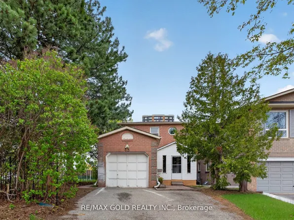 43 Saintsbury Sq #Basement, Toronto, ON M1V 3K1