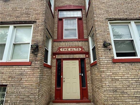 2nd image of 1648-1652 E 75th St #4