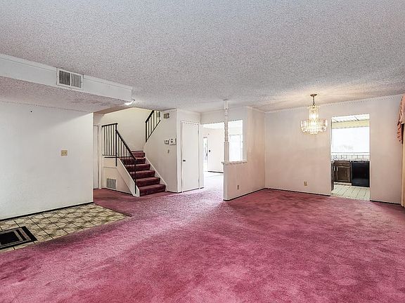 3rd image of 4276 Othello Dr