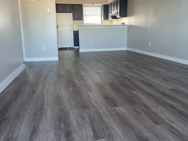 Northridge Apartments — Photo 7