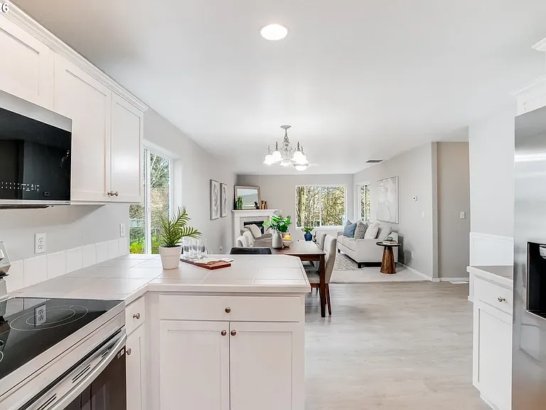 22436 SW Meissinger Pl — Photo 12