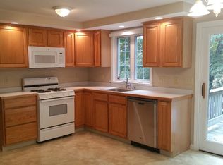 6 Heronwood Dr, Shrewsbury, MA 01545