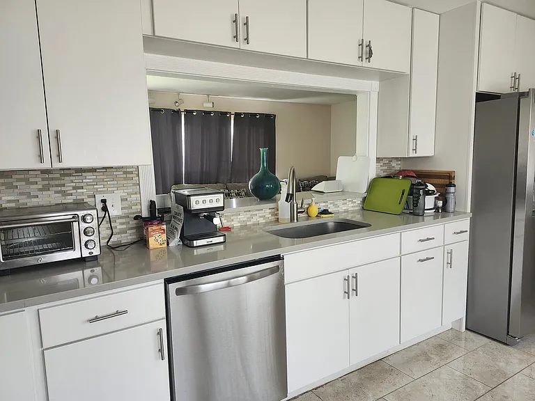 1007 Flair Ct — Photo 4