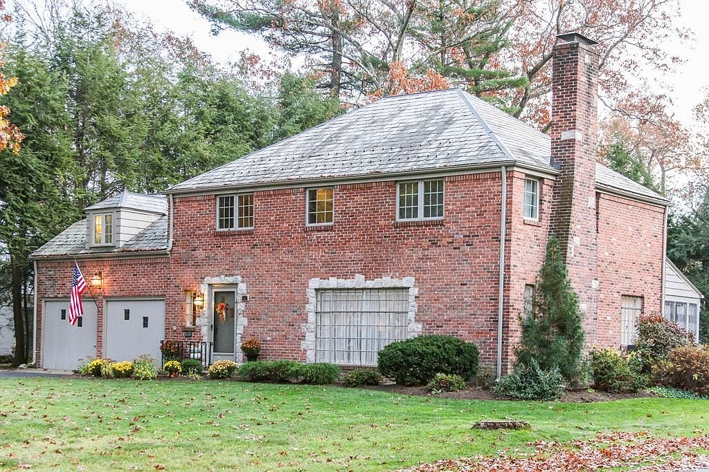 33 Brittany Rd, Longmeadow, MA 01106 Zillow