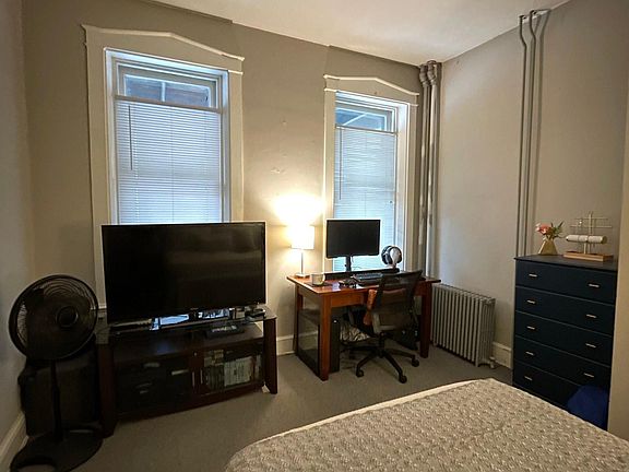 1st bedroom