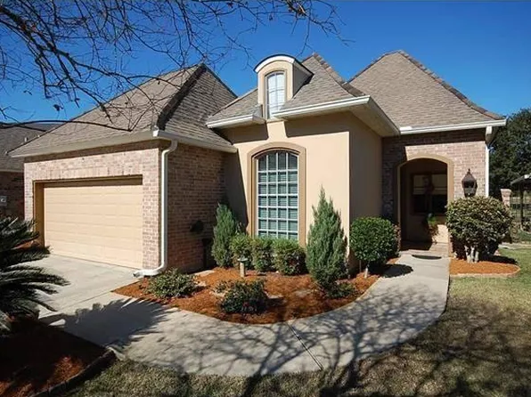 249 Lourdes Ln, Covington, LA 70435