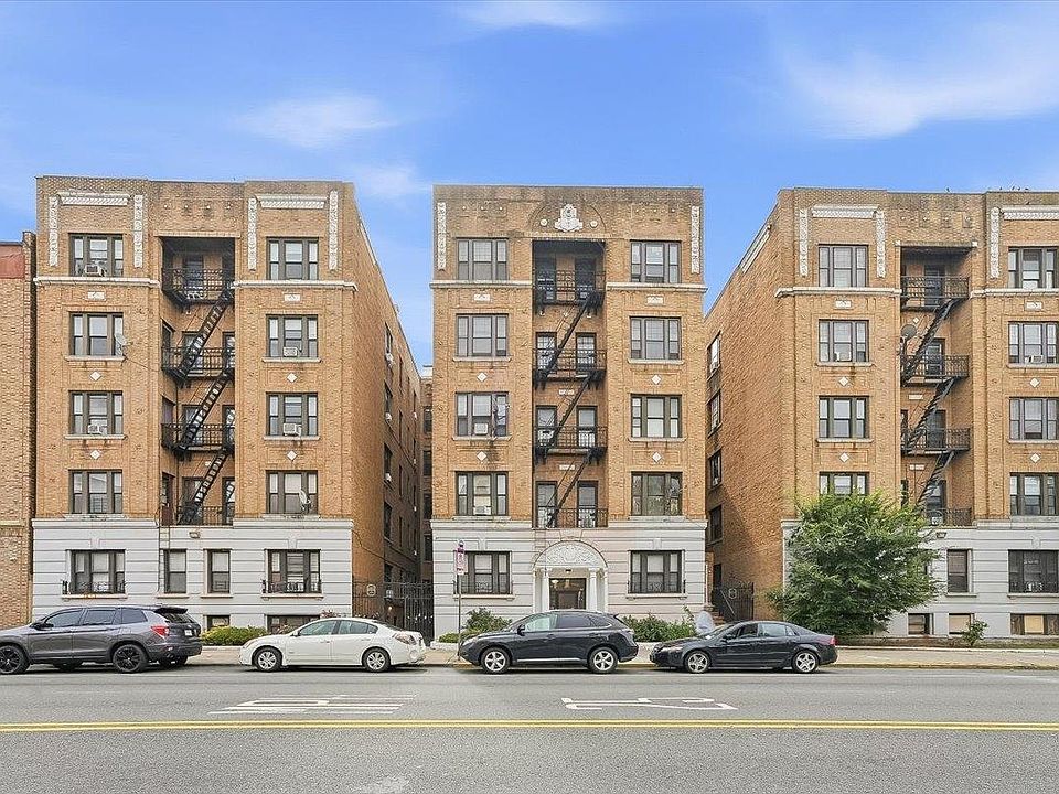 1st image of 2672 KENNEDY BLVD #307