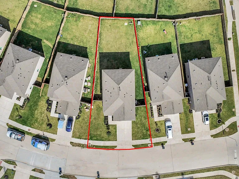 10410 Birds Nest Dr — Photo 7