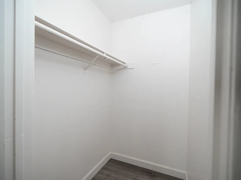 4875 Manzanita Ave #5 — Photo 4