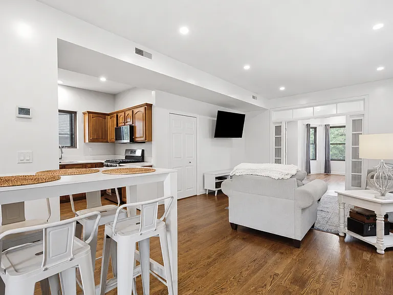265 Emerson St #3 — Photo 1