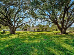 7514 Flora Rd, Manvel, TX 77578