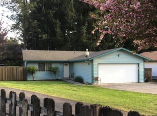 40320 McCormick Ct, Sandy, OR 97055