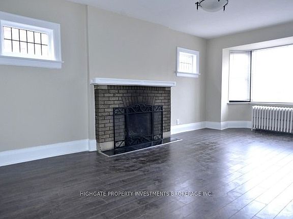 4th image of 155 Highbourne Rd #1