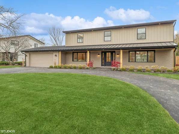 2097 Magnolia Ln, Highland Park, IL 60035