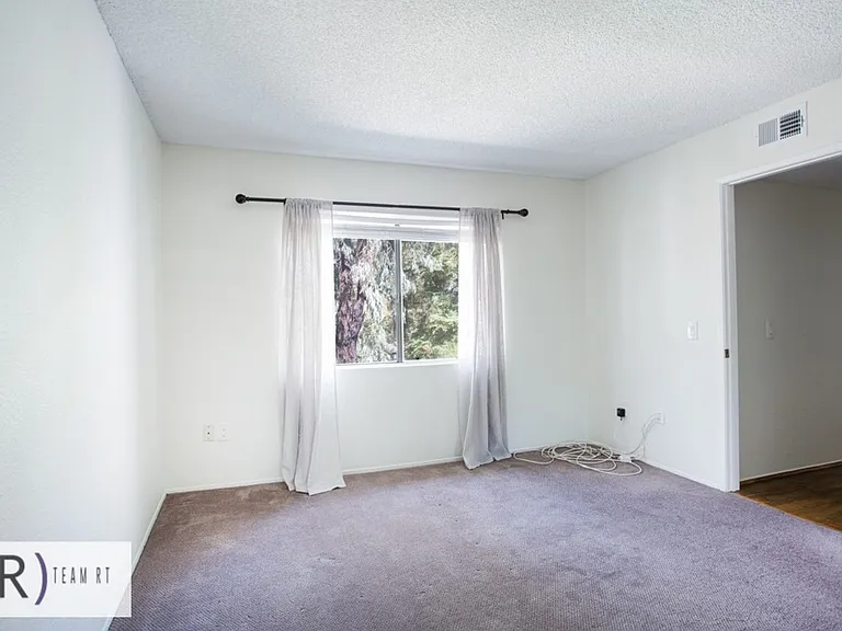 22832 Hilton Head Dr #104 — Photo 20