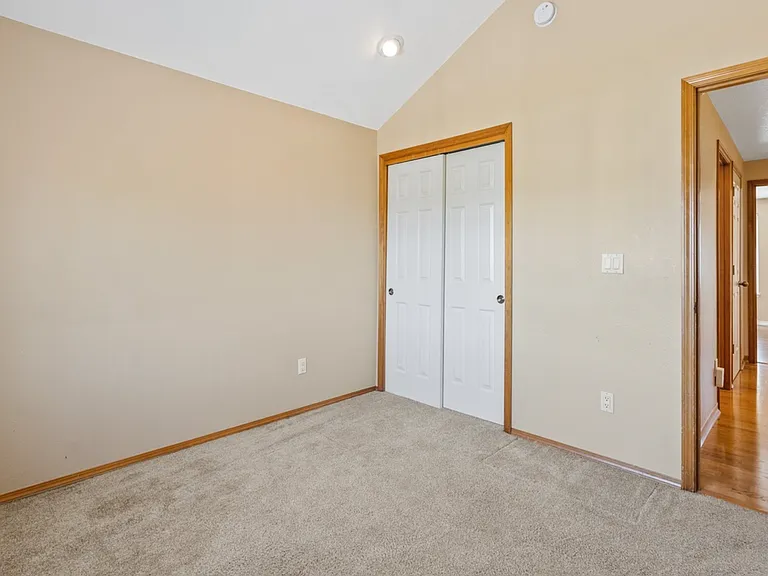 10101 NE 55th Ave — Photo 21