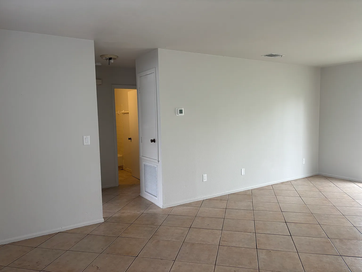 2 bed, 904 sqft, $1,850 — Photo 4