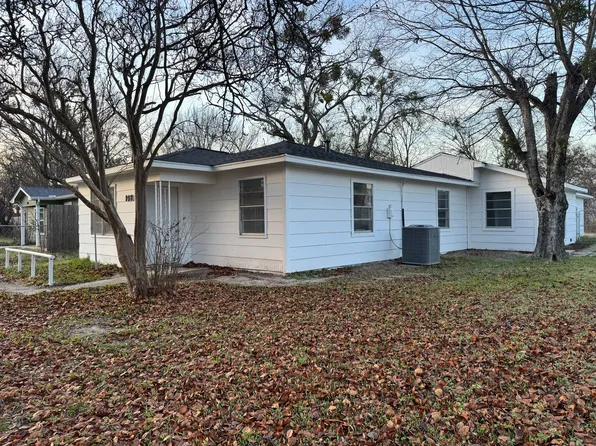 108 E Kirby St, Quinlan, TX 75474