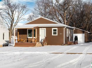 821 Main St, Mapleton, IA 51034