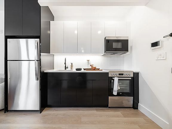 3rd image of 1042 President St #2K