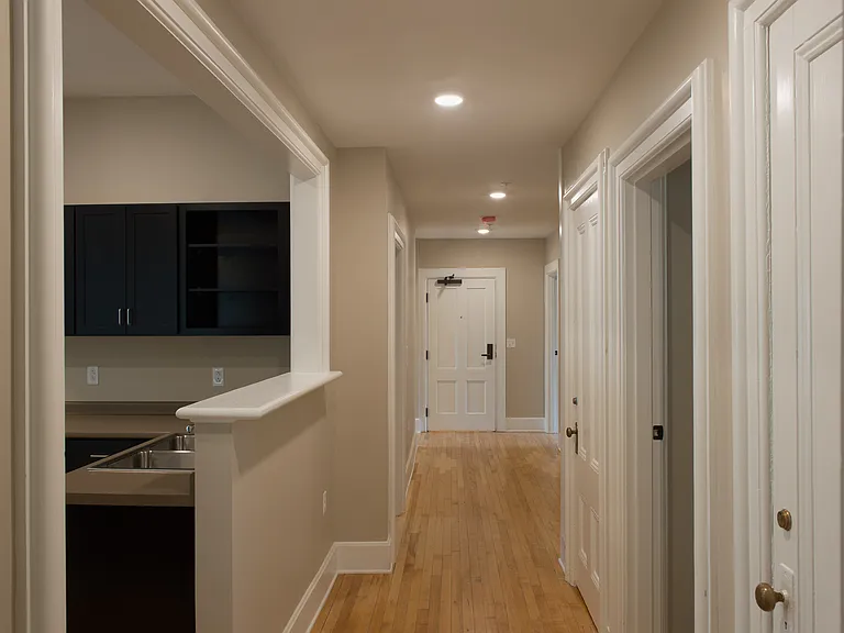 South Main — Photo 11