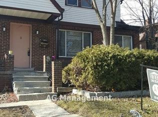 43 N Sanford St, Pontiac, MI 48342