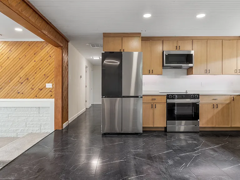 3544 Tulip Dr — Photo 27