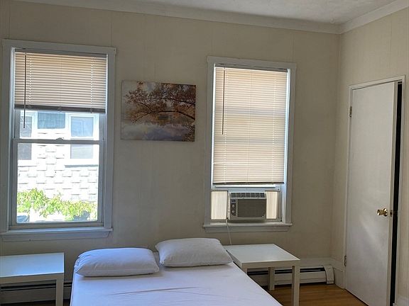 5th image of 214 Broadway #2