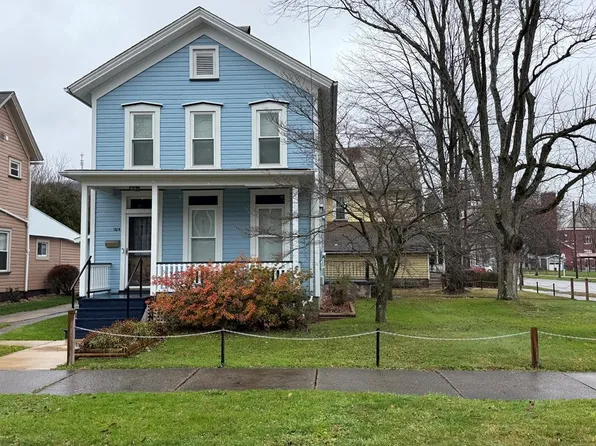 1104 Chestnut St, Franklin, PA 16323