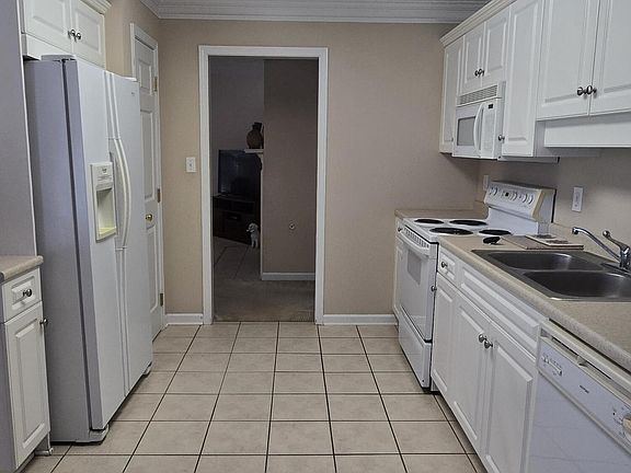 4th image of 110 Reed Cir