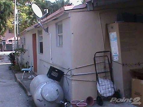 2nd image of 8320 NE 1st Ave