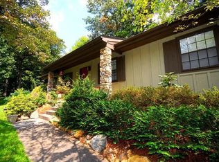 99999 Ridge Rd, Asheville, NC 28806