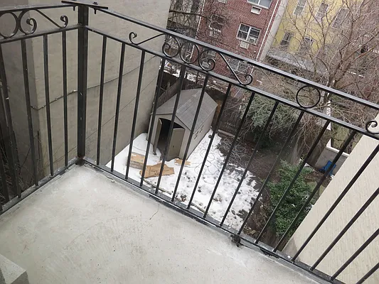 Rented by Rennit Inc. | media 37