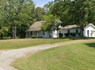 4175 Moore Hollow Rd, Woodlawn, TN 37191