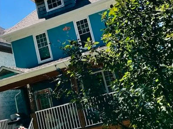 121 Bole St #1A, Winnipeg, MB R3L 1X6