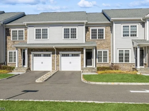 321 E Grove St #11, Westfield Town, NJ 07090