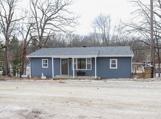 21361 Crystal Blvd, Brighton, IL 62012