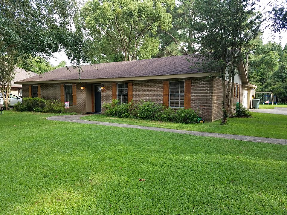 1st image of 1425 Greenfield Cres S