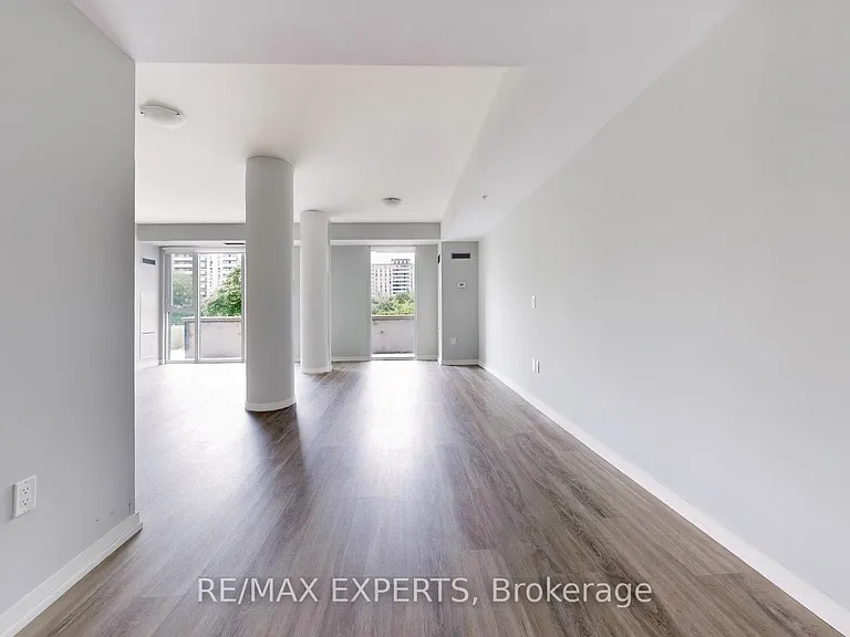 3237 Bayview Ave #102 — Photo 12